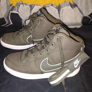 Boys Nike Vandal Supreme High